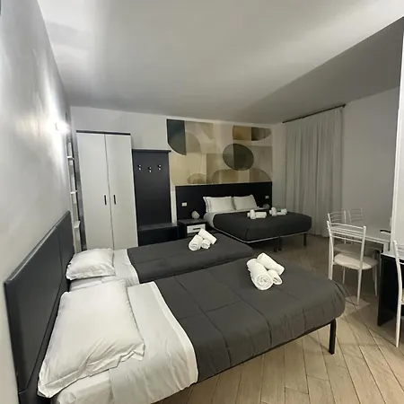 A Picture Of 4* 로마